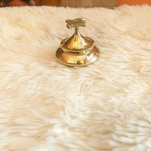 পিতলের সিঁদুরে কোঁটা