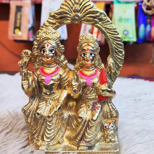 পিতলের বিগ্রহ (লক্ষী নারায়ণ ৭ ইন্ঞি)